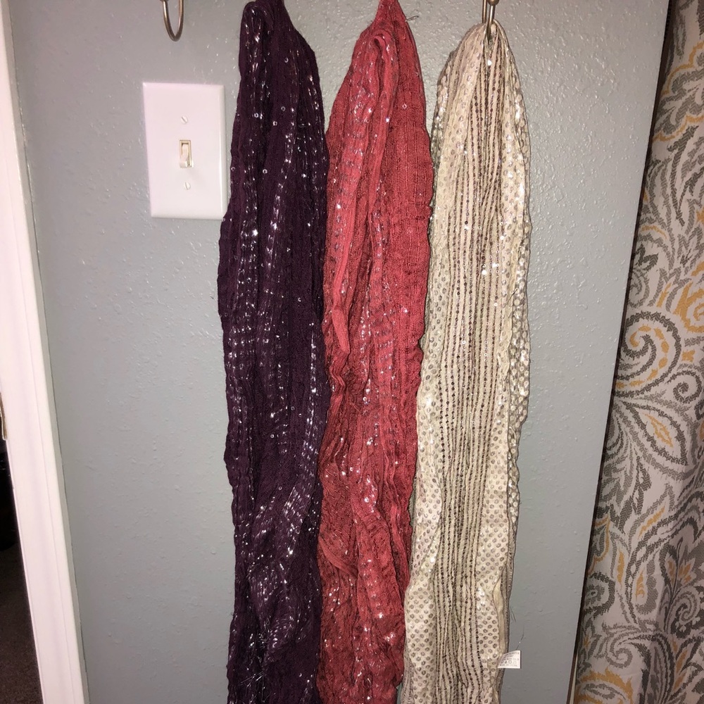 Vanity Scarf